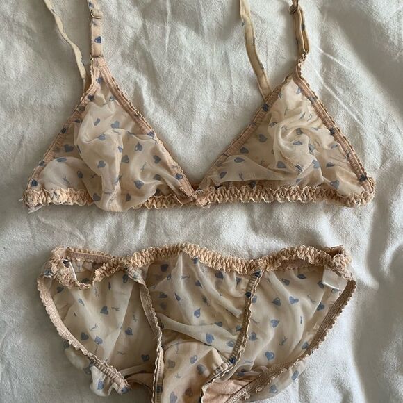 Vintage Authentic  YSL Lingerie Set - Medium - Picture 10 of 10